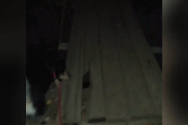 В свердловском городе трехлетний ребёнок упал в полутораметровую яму