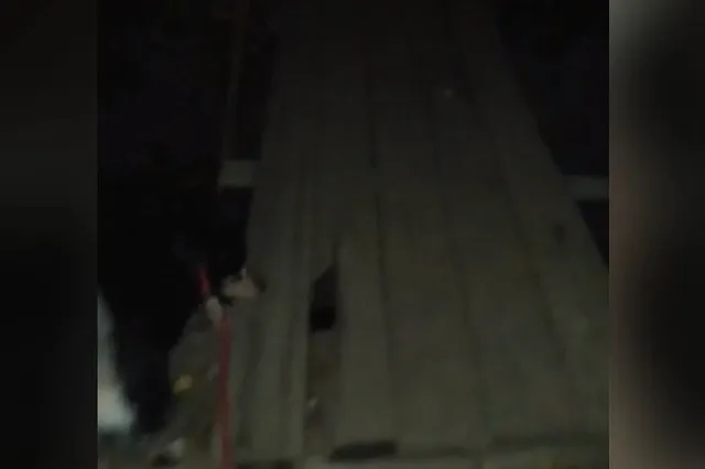 В свердловском городе трехлетний ребёнок упал в полутораметровую яму