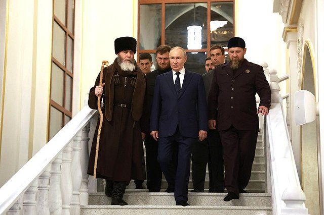 Путин стал почетным гражданином Чечни