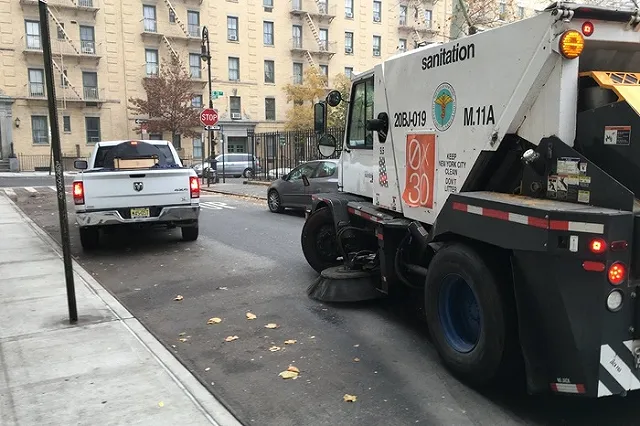 Подметальную машину «Скандия» запустили в тестовом режиме в Екатеринбурге