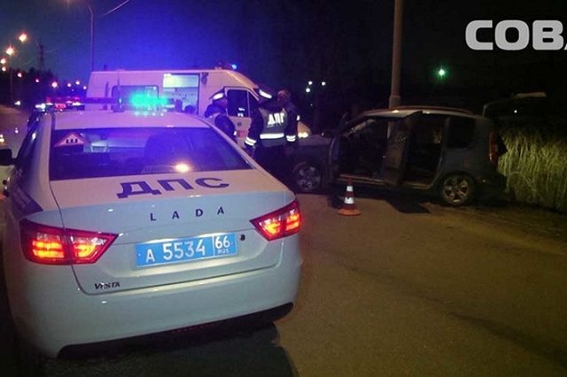 Врезавшаяся в столб на Сибирском тракте Skoda была угнана