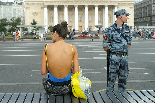 Откровенная одежда потеряла актуальность