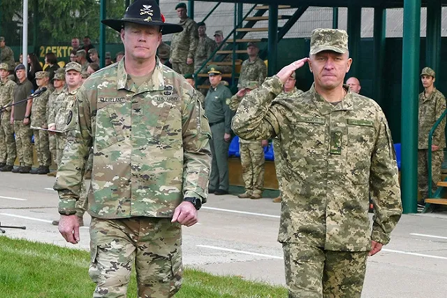 На Украине прапорщиков и мичманов заменили мастер-сержантами