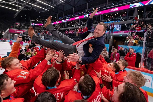 Российские хоккеисты разгромили США в финале юниорской Олимпиады