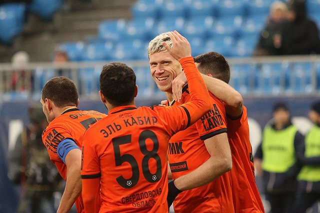 Павел Погребняк поблагодарил екатеринбургских врачей, вылечиших его от COVID-19