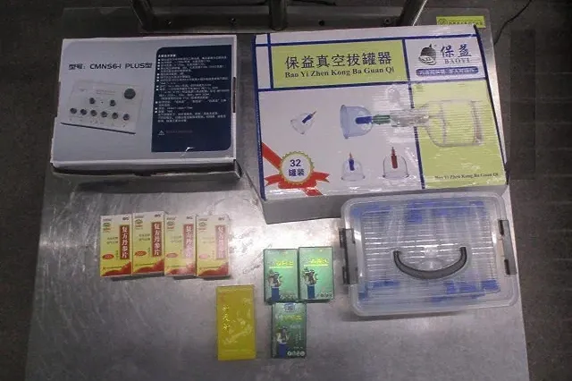 Таможенники задержали в «зеленом» коридоре Кольцово китайского доктора (ФОТО)