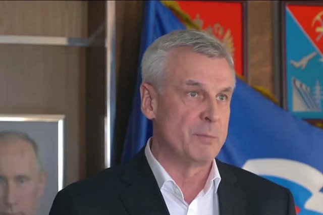 Бывший мэр Нижнего Тагила отчитал Джо Байдена в стихах