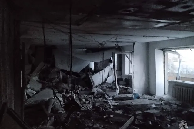 В свердловском посёлке в пятиэтажке взорвался газ