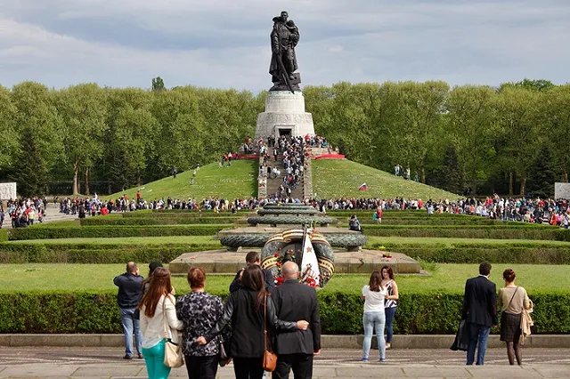 Чтобы помнили на освобожденных территориях. Финансовый аспект войны