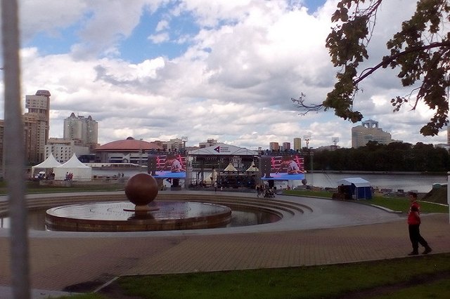 Открытую тренировку Дениса Лебедева пришлось отменить из-за погоды