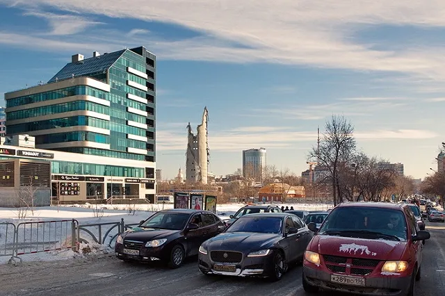 Екатеринбуржцы обиделись на УГМК за снос башни и объявили компании бойкот