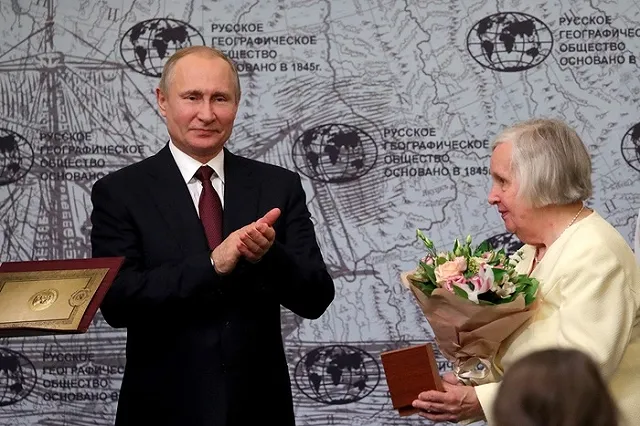 В России переделывают карту мира