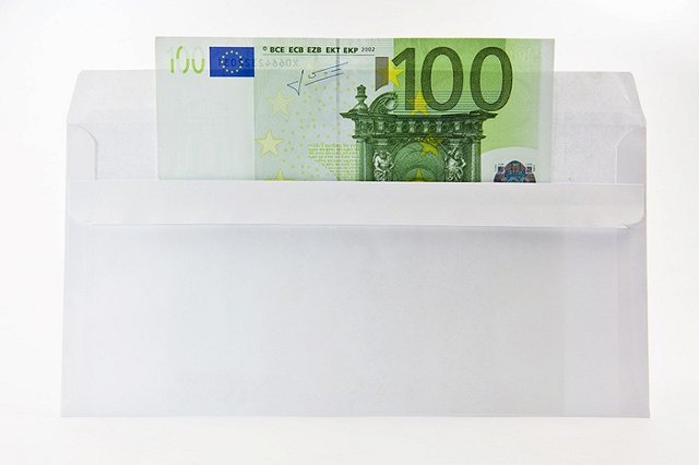 Адвокат: Родственники Васильева предлагали деньги семье погибшего