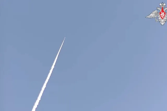 Песков назвал развитие гиперзвукового оружия ответом на шаги США и НАТО