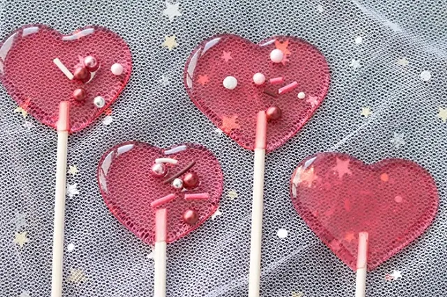 Екатеринбурженка рассказала, как заработала сотни тысяч на леденцах