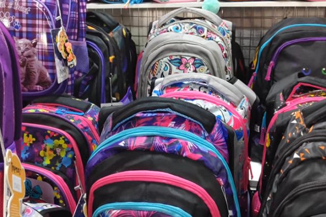 Объявление о сборе детских рюкзаков раненым бойцам в школьных чатах Екатеринбурга оказалось фейком