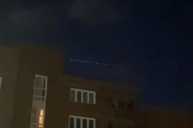 Ученый объяснил, что за НЛО удивили екатеринбуржцев в небе. Их можно будет увидеть ещё раз