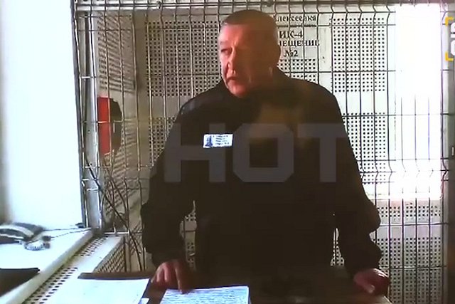 Михаила Ефремова выпустили из тюрьмы по УДО