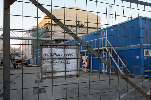 Минздрав Челябинской области установил виновных в родах у ворот роддома