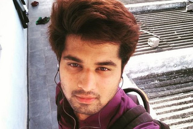 Мужчина бросил работу, чтобы установить мировой рекорд по селфи