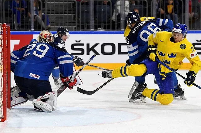 Определились финалисты чемпионата мира хоккею
