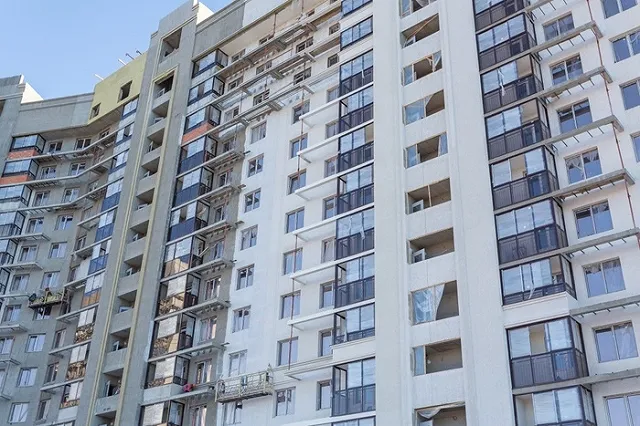 Игорь Плаксин снова идет в думу, несмотря на скандал с «Первым Николаевским»