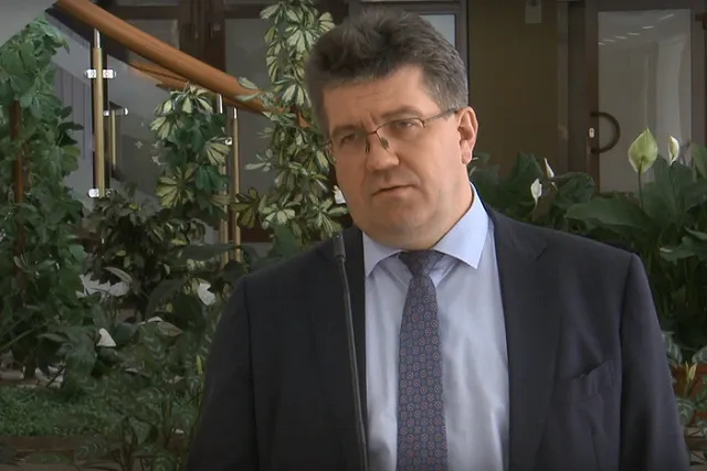 Министр социальной политики пояснил, кому положена выплата в 5000 рублей в Свердловской области