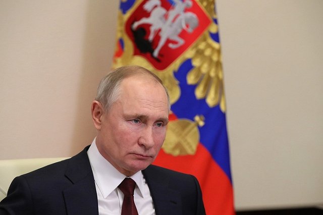 Путин рассказал об отказе Макрона вместе изучить анализы яда Навального