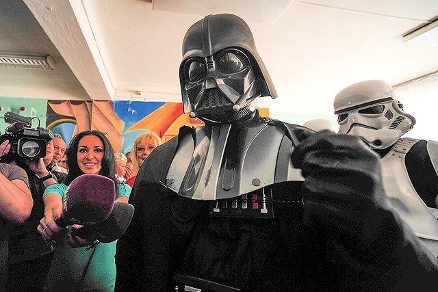 Украинский Дарт Вейдер остался без избирательного бюллетеня