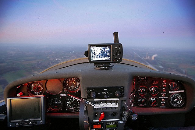 «Школа юных пилотов» откроется в Екатеринбурге в 2015 году