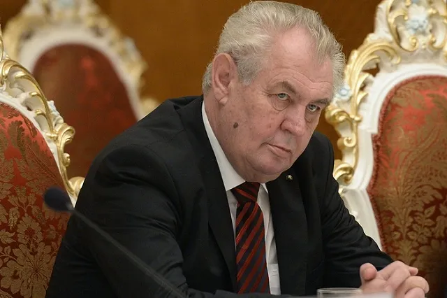 В правительстве Чехии задумались об отказе оплачивать визит Земана в Москву