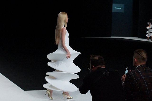 Pierre Cardin решил перенести производство одежды в Россию