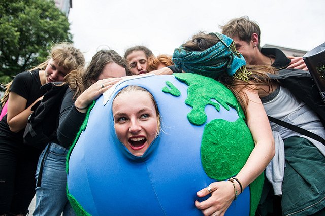 Число задержанных с начала протестов в Гамбурге выросло до 288 человек