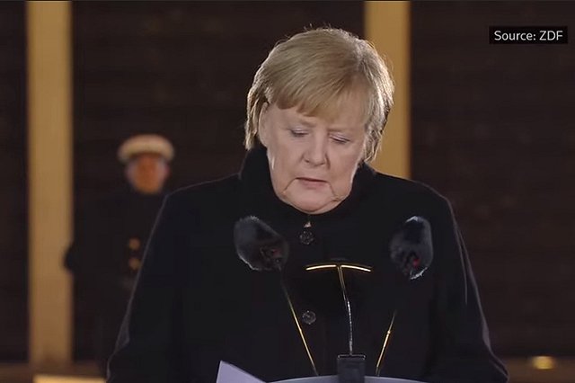 Меркель заявила о солидарности с Украиной