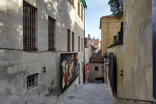 Туроператор прояснил ситуацию с покупками путевок в Европу из России