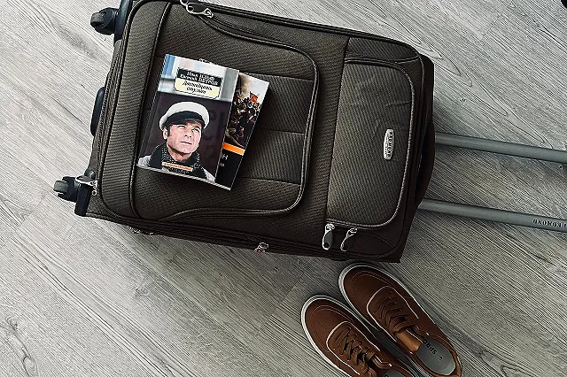 Россиян попросили не уезжать из страны на майские праздники