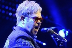 Концертное агентство BOMOND закрылось из-за Элтона Джона