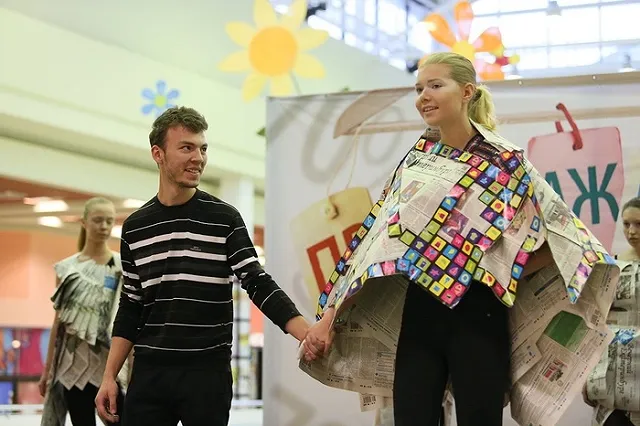 В Екатеринбурге презентовали свадебные платья и шляпы из бумаги