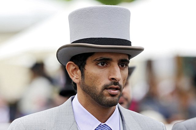 Арабский принц оставил официантке $10 тысяч на чай