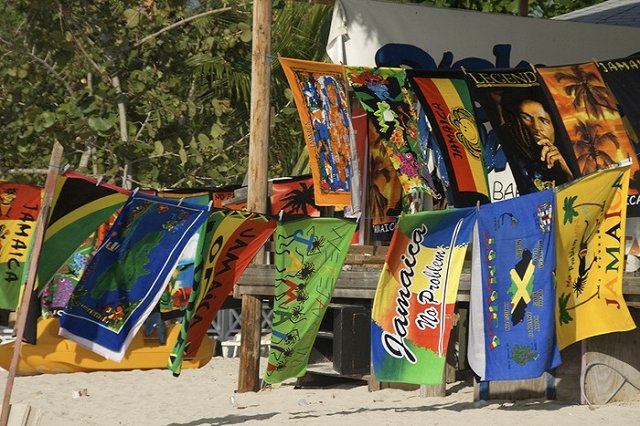 Агент ЦРУ перед смертью признался в убийстве Боба Марли