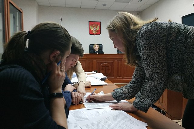 «Спецавтобаза» снова будет судиться с РЭК за повышение тарифов на вывоз мусора