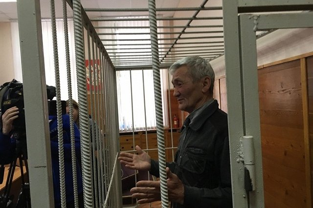 Мужчину, который довел до суицида жену, обвинили в покушении на убийство дочери