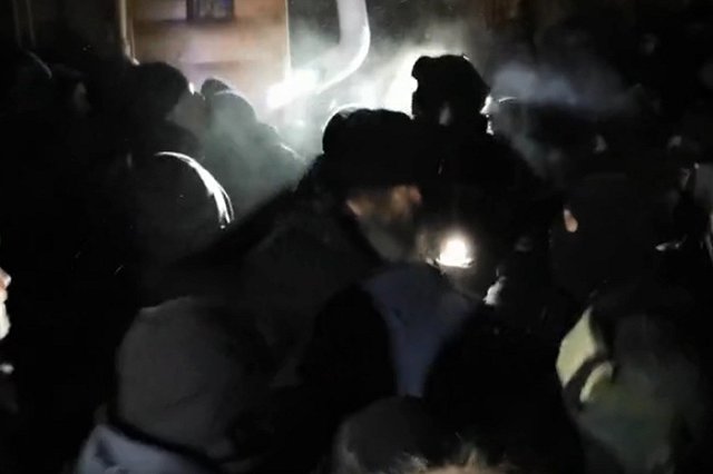 В Екатеринбурге задержан бывший схимонах Сергий. Монастырь брали штурмом