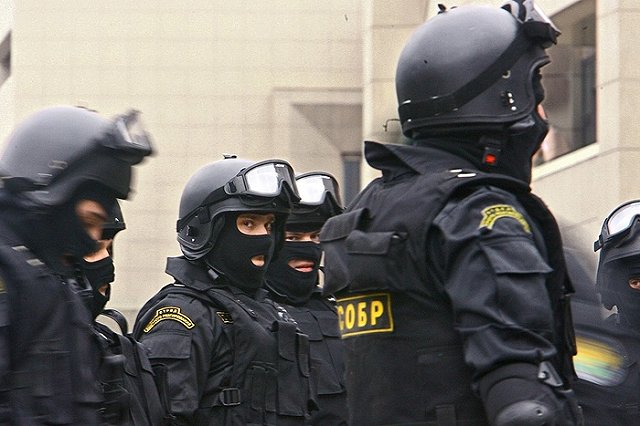 В Петербурге задержали устраивавших розыгрыши лжесиловиков