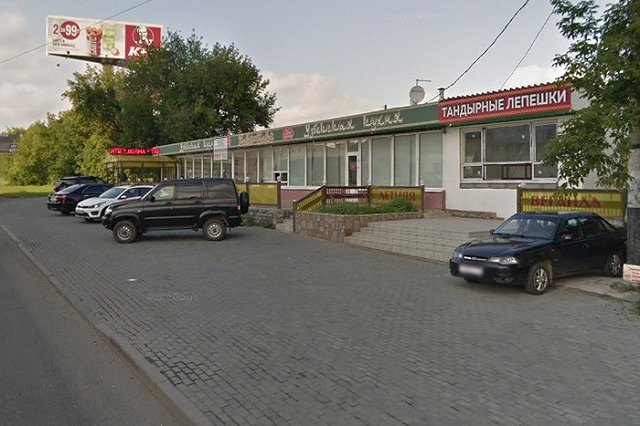 На Космонавтов работает киоск, который должны были снести 2 года назад