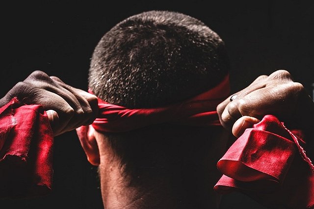 Уральский бодибилдер делает из своего сына маленького Рэмбо