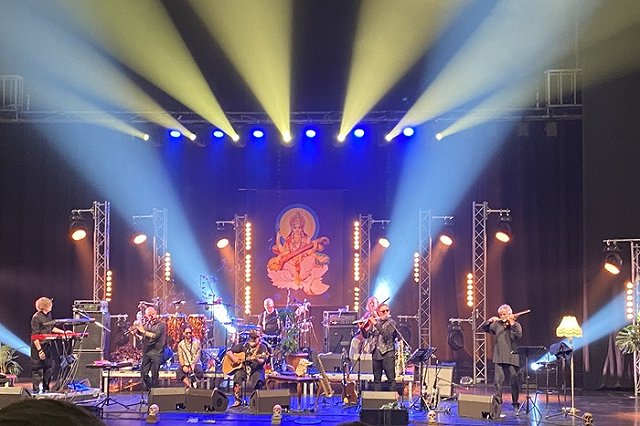 Борис Гребенщиков вступил в конфликт с охраной на своем концерте в Екатеринбурге