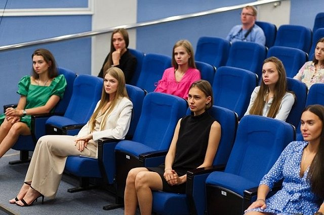 В Екатеринбурге начали искать самую красивую девушку