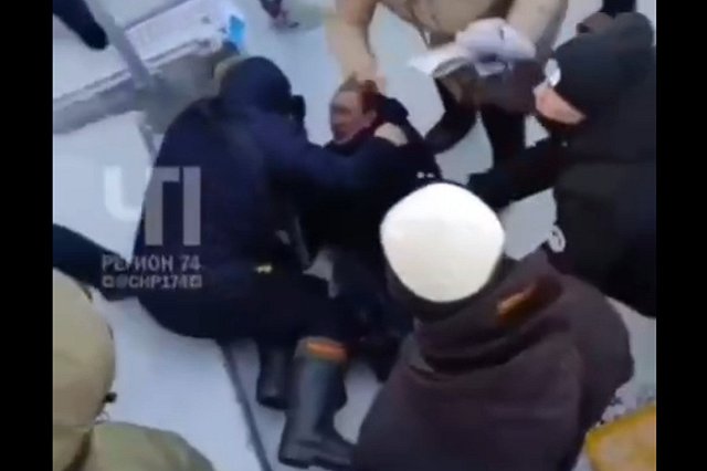 На Урале на Всероссийской спартакиаде фанаты биатлона устроили массовую драку