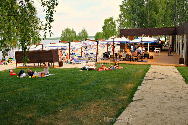 Закрылся один из самых успешных стартапов этого лета — пляж «Огонь»